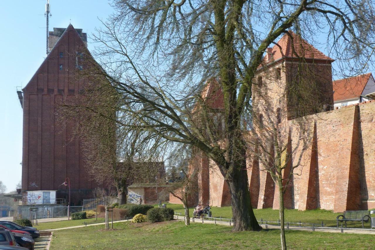 Ferienhaus Marktstrasse Tangermuende Exterior photo